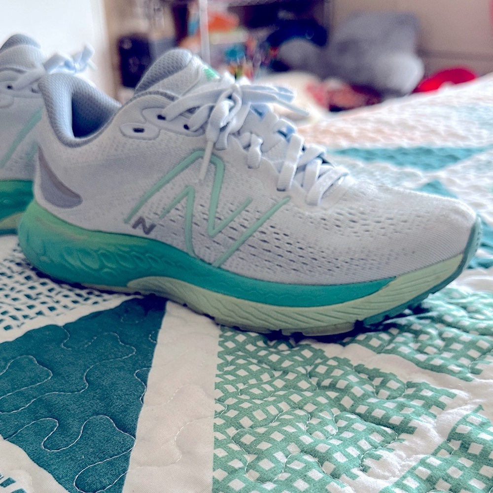 New Balance Women's Athletic Shoes in Light Gray blue and Mint